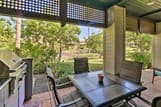 Kona Coast Condo w/ Lanai & Outdoor Kitchen!