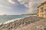 Oceanfront Kailua-Kona Townhome w/ Pool & Views!