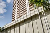 Central Honolulu Condo w/ Lanai & Scenic Views!