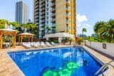 Breezy Honolulu Condo - Walk to Beaches!